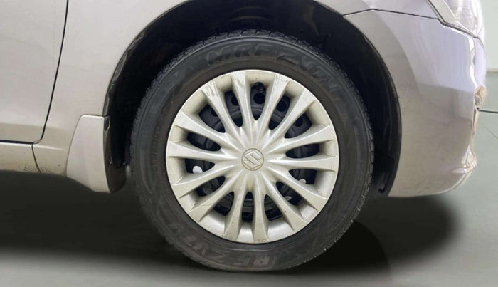 2018 Maruti Ciaz DELTA 1.4 MT PETROL, Petrol, Manual, 38,626 km, Right Front Wheel