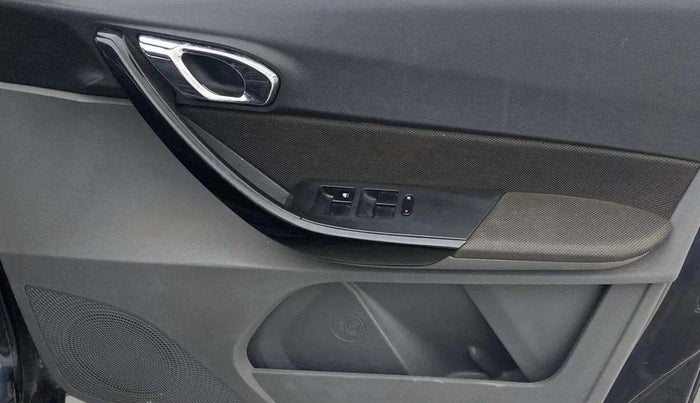 2018 Tata TIGOR XZ PLUS PETROL, CNG, Manual, 89,087 km, Driver Side Door Panels Control