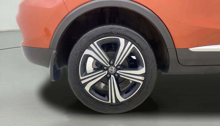 2022 MG ASTOR SHARP 1.5 MT, Petrol, Manual, 29,853 km, Right Rear Wheel