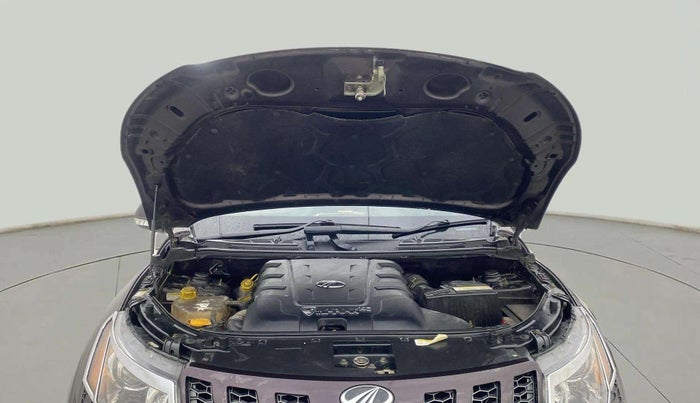 2015 Mahindra XUV500 W8, Diesel, Manual, 46,675 km, Open Bonet