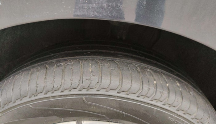 2023 Skoda SLAVIA STYLE 1.0L TSI AT, Petrol, Automatic, 17,795 km, Left Front Tyre Tread
