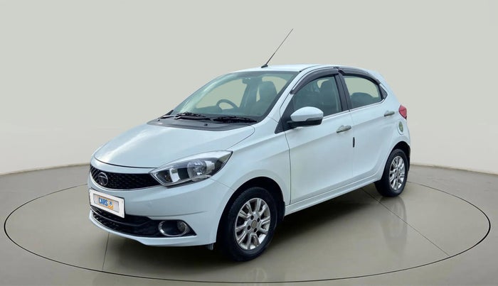 2018 Tata Tiago XZ PETROL, Petrol, Manual, 30,505 km, Left Front Diagonal