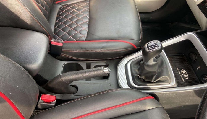 2021 KIA SONET HTX 1.0 IMT, Petrol, Manual, 41,624 km, Gear Lever