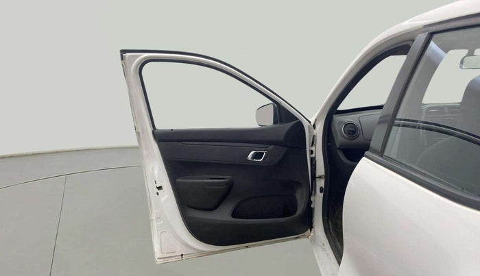 2019 Renault Kwid RXT 1.0 AMT (O), Petrol, Automatic, 79,319 km, LHS Front Door