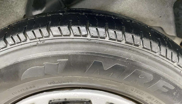 2013 Hyundai i10 MAGNA 1.2, Petrol, Manual, 98,480 km, Left Rear Tyre Tread