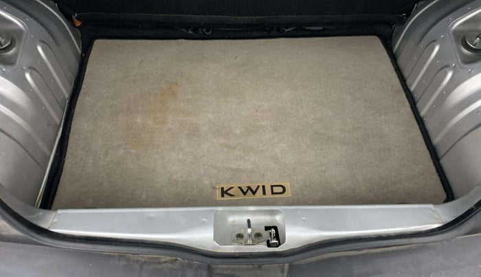 2022 Renault Kwid CLIMBER MT 1.0, Petrol, Manual, 32,565 km, Boot Inside