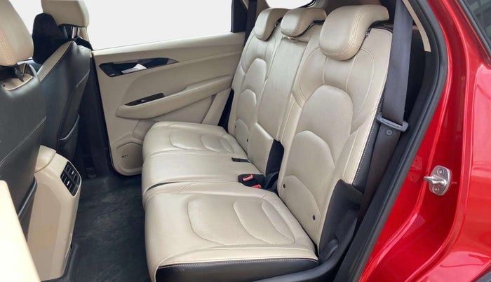 2021 MG HECTOR SHARP 2.0 DIESEL, Diesel, Manual, 38,014 km, Right Side Rear Door Cabin