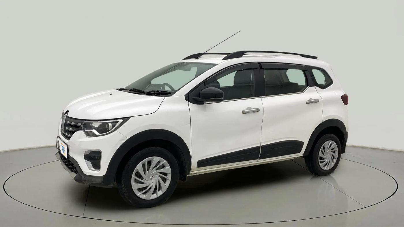 2022 Renault TRIBER RXZ AMT, Petrol, Automatic, 43,336 km, Left Front Diagonal
