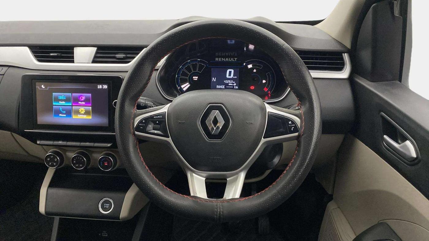 2022 Renault TRIBER RXZ AMT, Petrol, Automatic, 43,336 km, Steering Wheel Close Up