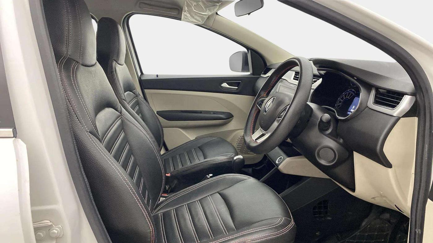 2022 Renault TRIBER RXZ AMT, Petrol, Automatic, 43,336 km, Right Side Front Door Cabin