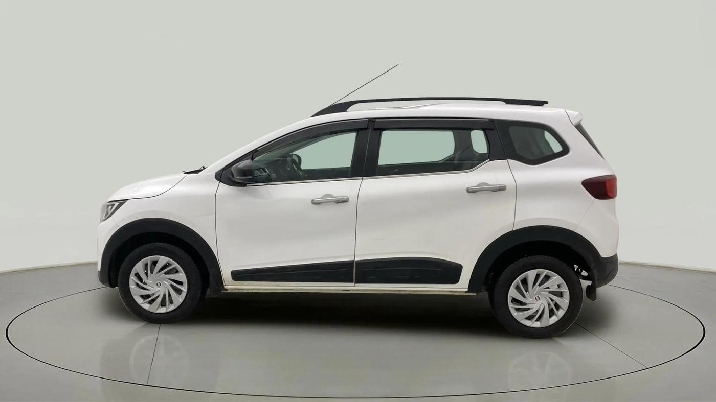 2022 Renault TRIBER RXZ AMT, Petrol, Automatic, 43,336 km, Left Side