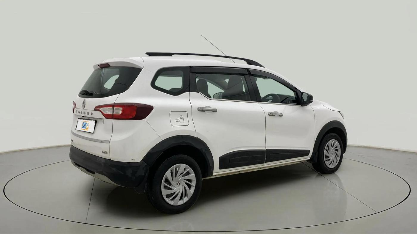 2022 Renault TRIBER RXZ AMT, Petrol, Automatic, 43,336 km, Right Back Diagonal