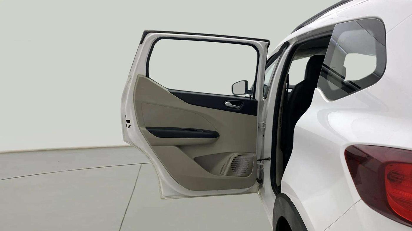 2022 Renault TRIBER RXZ AMT, Petrol, Automatic, 43,336 km, LHS Rear Door