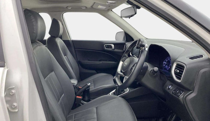 2020 Hyundai VENUE SX 1.0 (O) TURBO IMT, Petrol, Manual, 62,815 km, Right Side Front Door Cabin