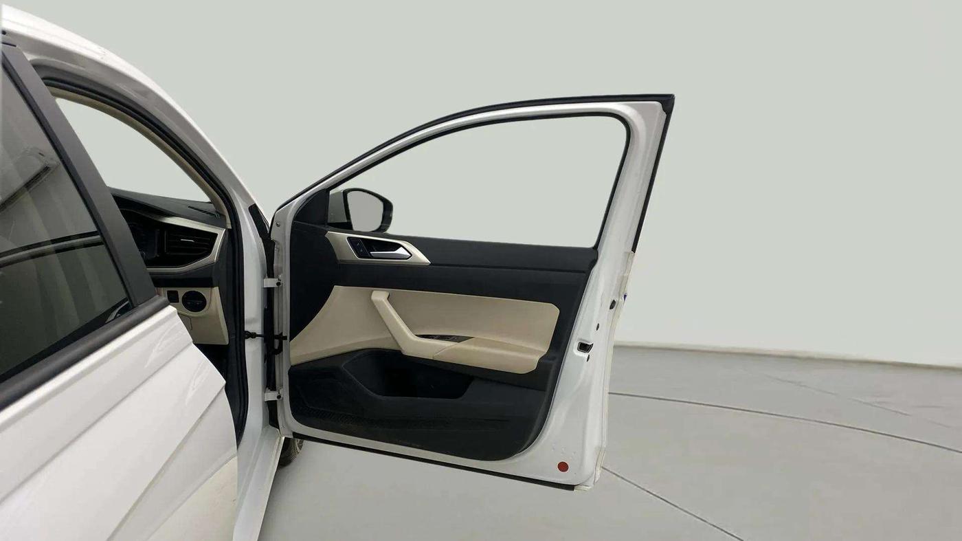 2023 Volkswagen VIRTUS HIGHLINE TSI 1.0 AT, Petrol, Automatic, 9,857 km, RHS Front Door