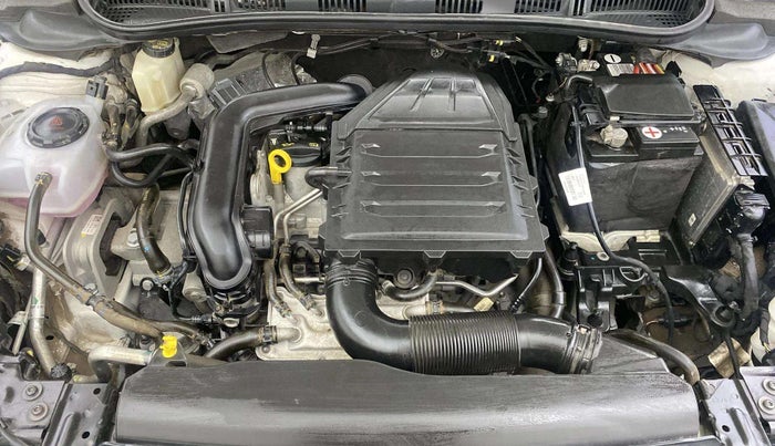 2023 Volkswagen VIRTUS HIGHLINE TSI 1.0 AT, Petrol, Automatic, 9,991 km, Engine View