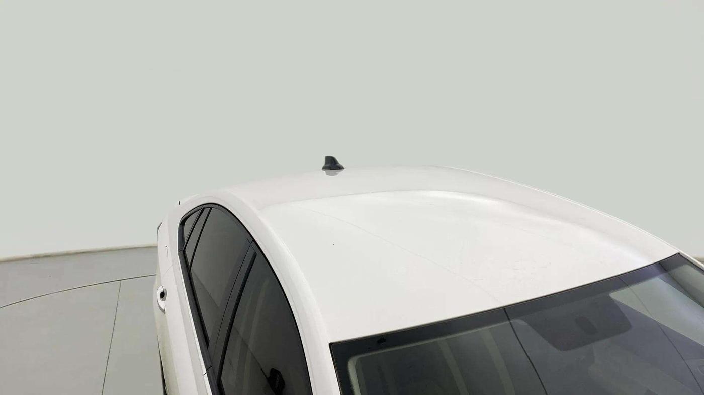 2023 Volkswagen VIRTUS HIGHLINE TSI 1.0 AT, Petrol, Automatic, 9,857 km, Roof