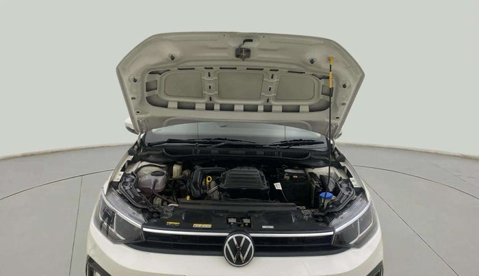 2023 Volkswagen VIRTUS HIGHLINE TSI 1.0 AT, Petrol, Automatic, 9,991 km, Open Bonet