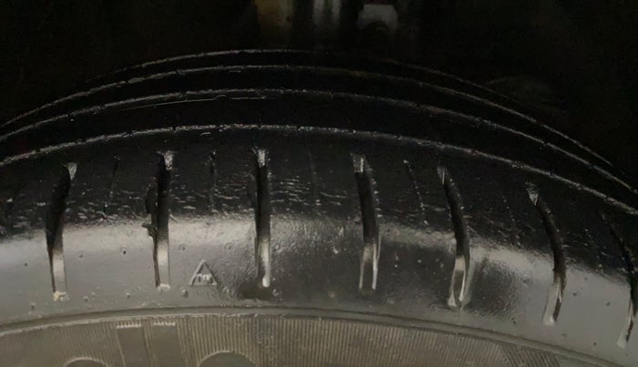 2020 Maruti Baleno ALPHA CVT PETROL 1.2, Petrol, Automatic, 89,108 km, Right Front Tyre Tread