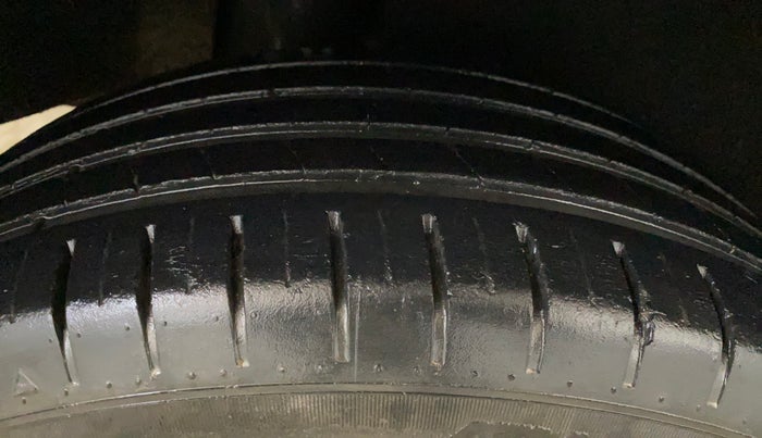 2020 Maruti Baleno ALPHA CVT PETROL 1.2, Petrol, Automatic, 89,108 km, Right Rear Tyre Tread