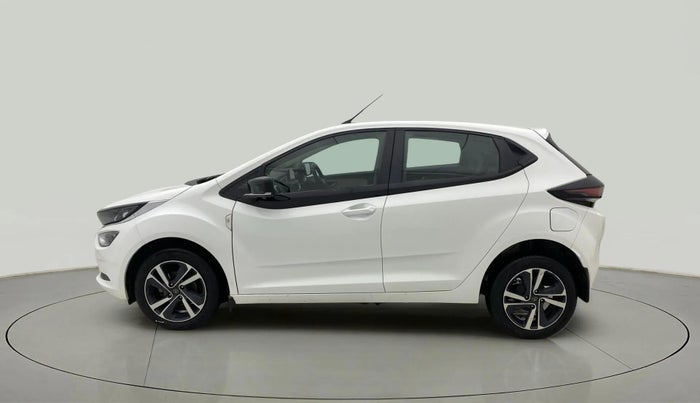 2023 Tata ALTROZ XZ DIESEL, Diesel, Manual, 70,473 km, Left Side