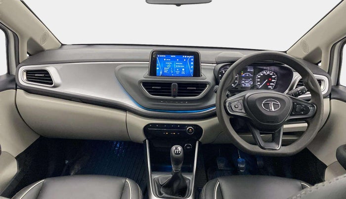 2023 Tata ALTROZ XZ DIESEL, Diesel, Manual, 70,473 km, Dashboard