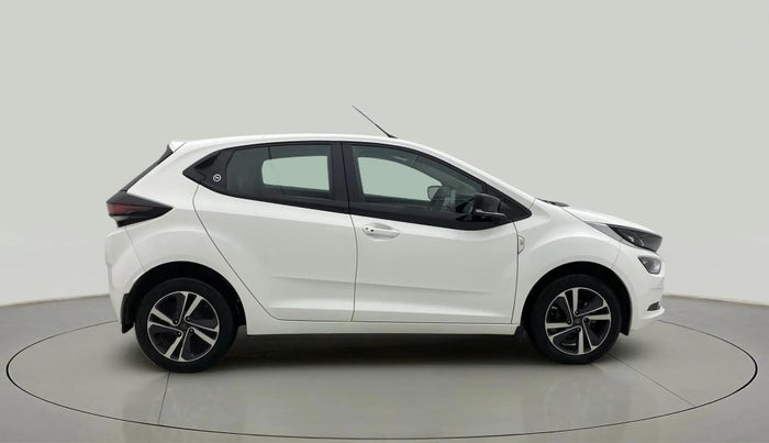 2023 Tata ALTROZ XZ DIESEL, Diesel, Manual, 70,473 km, Right Side View