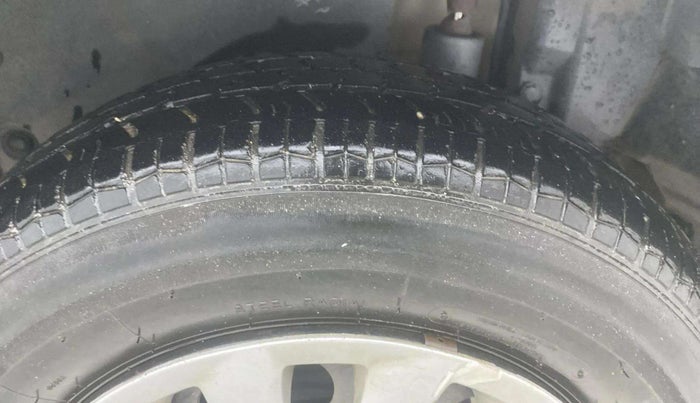 2015 Maruti Swift Dzire VDI, Diesel, Manual, 84,138 km, Left Rear Tyre Tread