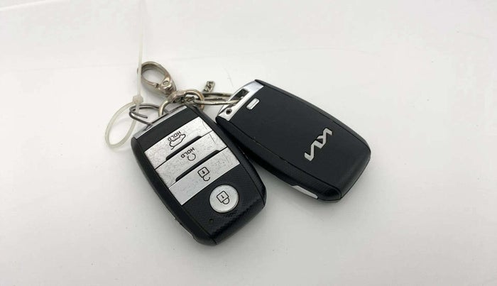 2021 KIA SELTOS HTX IVT 1.5 PETROL, Petrol, Automatic, 41,064 km, Key Close Up