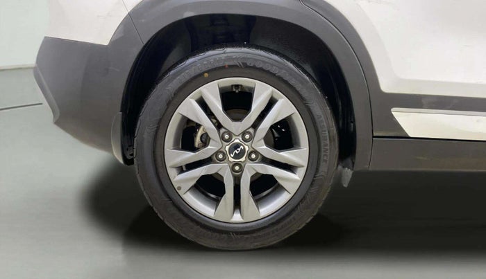 2021 KIA SELTOS HTX IVT 1.5 PETROL, Petrol, Automatic, 41,064 km, Right Rear Wheel