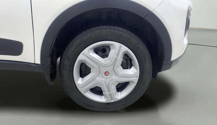 2021 Tata NEXON XM SUNROOF PETROL, Petrol, Manual, 44,565 km, Right Front Wheel