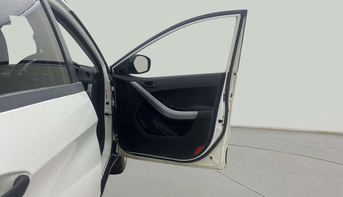 2021 Tata NEXON XM SUNROOF PETROL, Petrol, Manual, 44,565 km, RHS Front Door