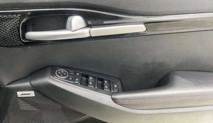 2020 KIA SELTOS GTX PLUS DCT 1.4 PETROL, Petrol, Automatic, 34,672 km, Driver Side Door Panels Control