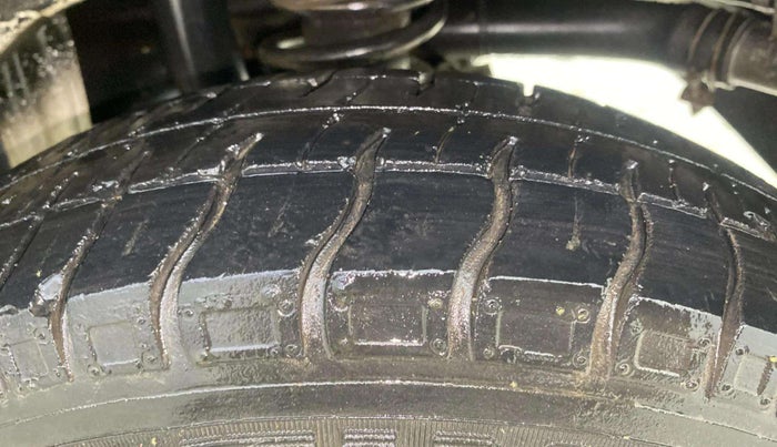 2018 Maruti Alto 800 VXI, Petrol, Manual, 23,279 km, Left Rear Tyre Tread