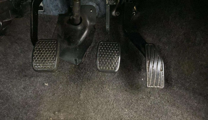 2018 Maruti Alto 800 VXI, Petrol, Manual, 23,279 km, Pedals