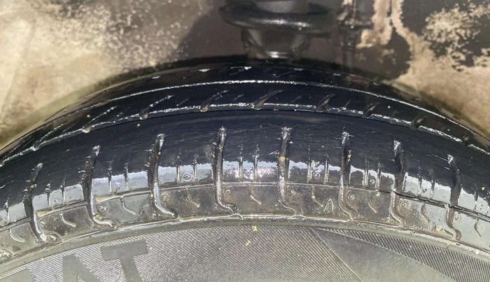 2018 Maruti Alto 800 VXI, Petrol, Manual, 23,279 km, Left Front Tyre Tread