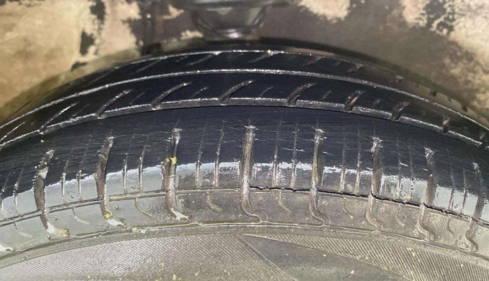 2018 Maruti Alto 800 VXI, Petrol, Manual, 23,279 km, Right Front Tyre Tread