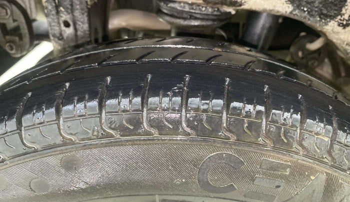 2018 Maruti Alto 800 VXI, Petrol, Manual, 23,279 km, Right Rear Tyre Tread