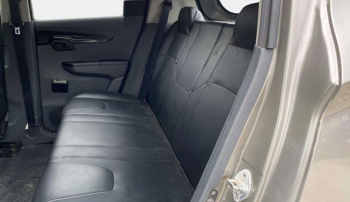 2018 Mahindra KUV 100 NXT K2 D 6S, Diesel, Manual, 60,771 km, Right Side Rear Door Cabin