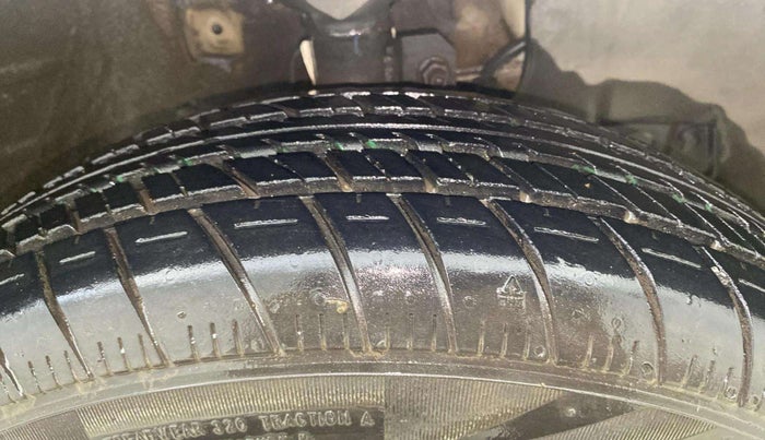 2019 Maruti New Wagon-R LXI CNG (O) 1.0, CNG, Manual, 44,035 km, Right Front Tyre Tread