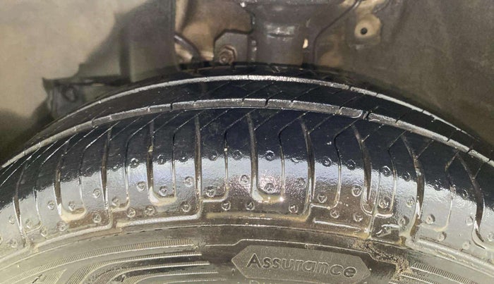 2019 Maruti New Wagon-R LXI CNG (O) 1.0, CNG, Manual, 44,035 km, Left Front Tyre Tread