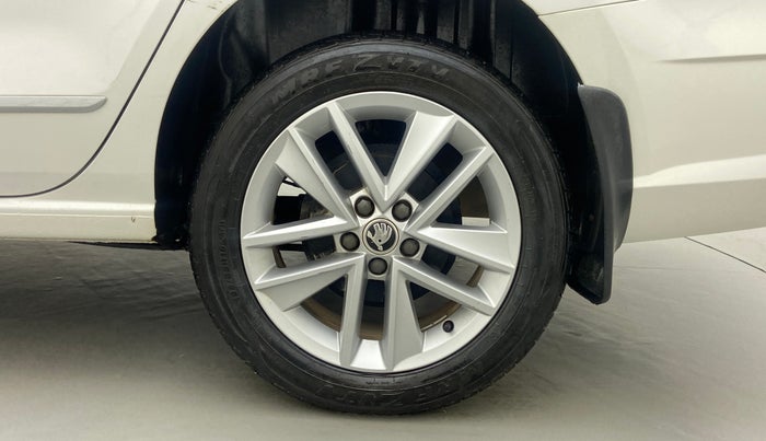 2020 Skoda Rapid STYLE 1.0TSI MT, Petrol, Manual, 9,983 km, Left Rear Wheel