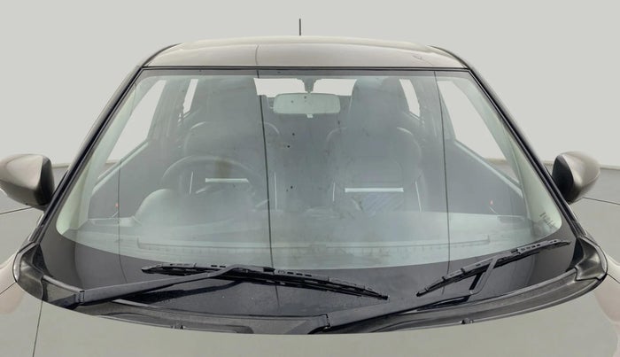 2019 Maruti Swift VXI, Petrol, Manual, 16,903 km, Front Windshield
