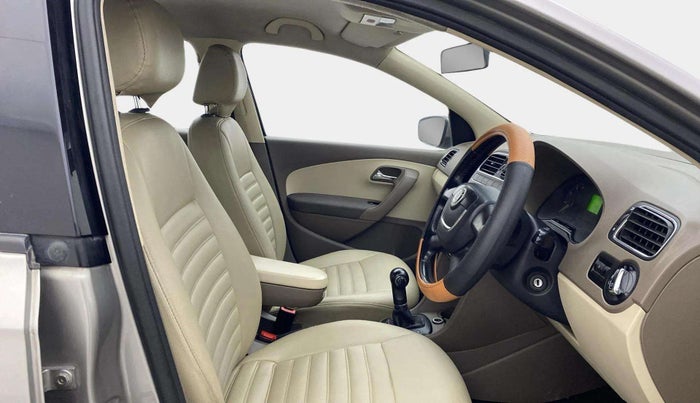 2012 Skoda Rapid ELEGANCE 1.6 MPI AT, Petrol, Automatic, 1,12,352 km, Right Side Front Door Cabin