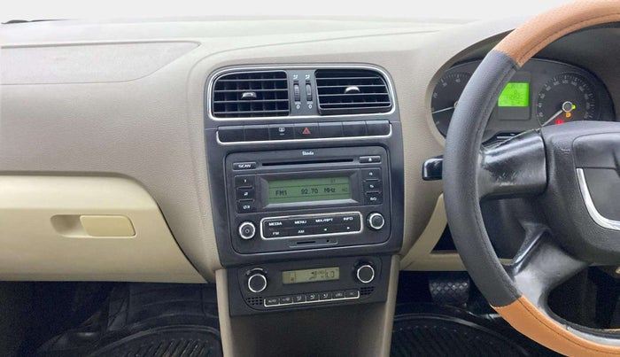 2012 Skoda Rapid ELEGANCE 1.6 MPI AT, Petrol, Automatic, 1,12,352 km, Air Conditioner