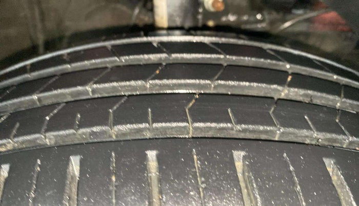 2022 Toyota Glanza S, Petrol, Manual, 10,674 km, Right Front Tyre Tread