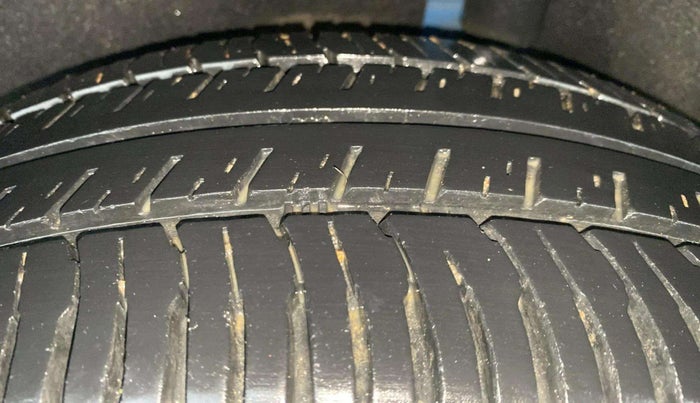 2018 Ford Ecosport TITANIUM 1.5L PETROL, Petrol, Manual, 35,419 km, Left Rear Tyre Tread