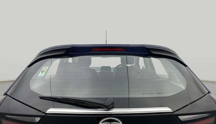 2023 Tata ALTROZ XZA, Petrol, Automatic, 14,559 km, Rear Windshield