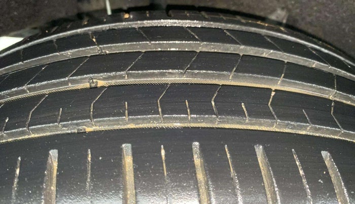 2021 Maruti Baleno ZETA CVT PETROL 1.2, Petrol, Automatic, 24,136 km, Right Rear Tyre Tread