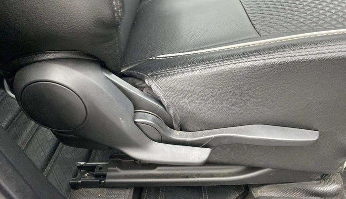2021 Maruti Baleno ZETA CVT PETROL 1.2, Petrol, Automatic, 24,136 km, Driver Side Adjustment Panel